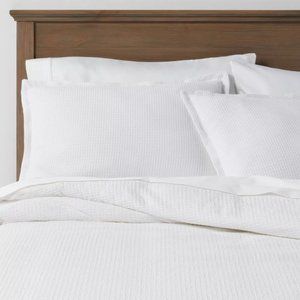 Threshold Washed Waffle Weave Duvet Cover & Sham Set Full/Queen White